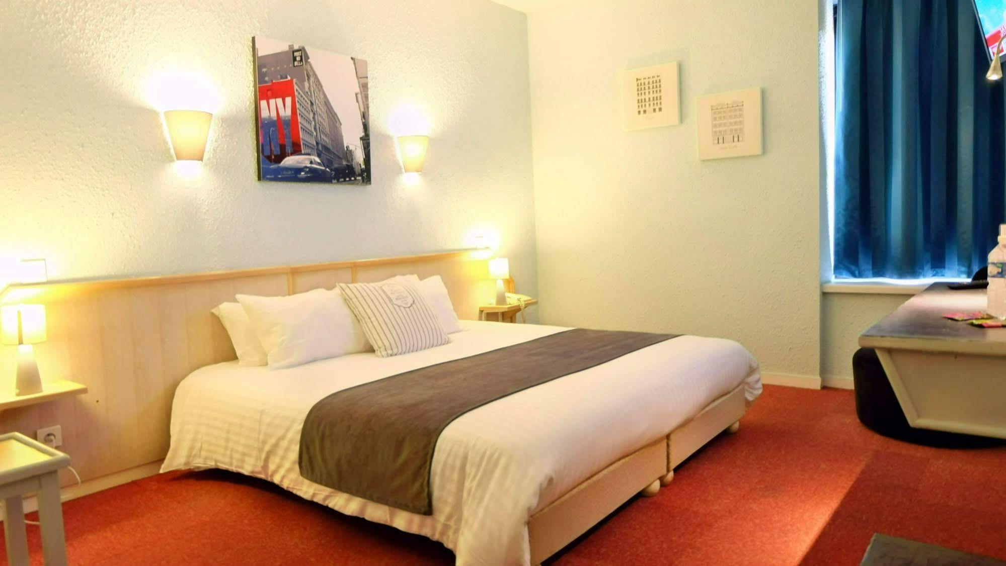Logis Hotel Noemys Brive - Restaurant Le Teinchurier Luaran gambar
