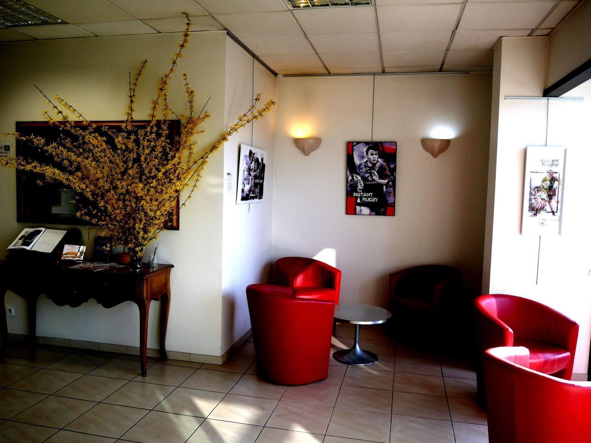Logis Hotel Noemys Brive - Restaurant Le Teinchurier Luaran gambar